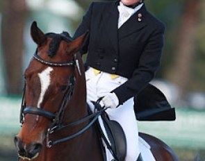 Sandra Oxtoby on the KWPN bred Zedor (by Florencio x Ferro)