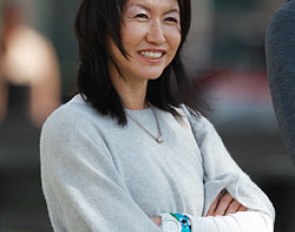 Akiko Yamazaki supporting team Steffen Peters-Rosamunde at the 2015 CDI 5* in Wellington, Florida :: Photo © Astrid Appels