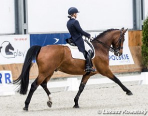 Magdalena Jura on Emilio