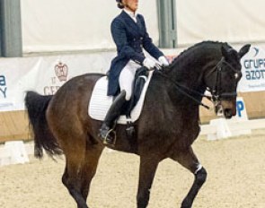 Magdalena Jura on Ron