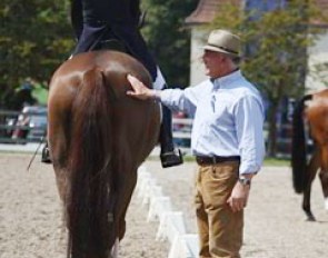 Klaus Balkenhol patting Dablino