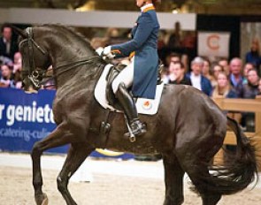 Kirsten Beckers and Westpoint at the 2016 VHO Trophy Finals in 's Hertogenbosch :: Photo © Anniek van Schaick