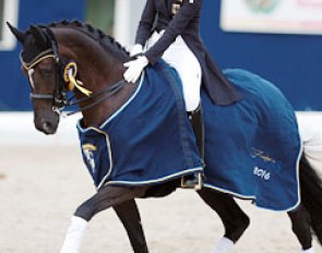 Semmieke Rothenberger and Dissertation win the CDIO-P Junior Kur at the 2016 CDIO-PJYR Hagen :: Photo © Astrid Appels