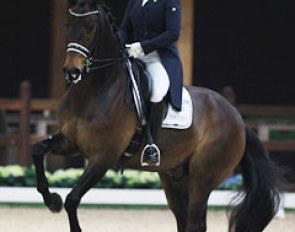 Shanda de Boer on Eastend's Allstar