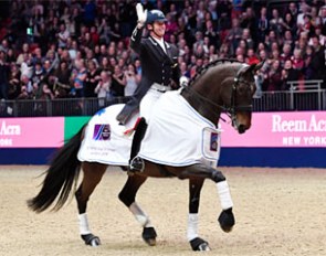 Carl Hester and Nip Tuck win the 2016 CDI-W London Grand Prix