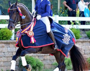 Anna Buffini and Sundayboy win the 2016 U.S. Under 25 Championships :: Photo © Sue Stickle