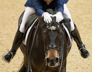 Inessa Merkulova patting Mister X
