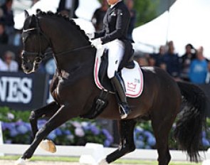 Dorothee Schneider and Sezuan
