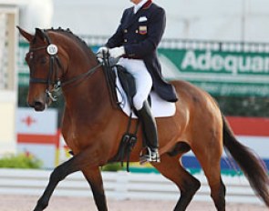 Alejandro Gomez on Flavio