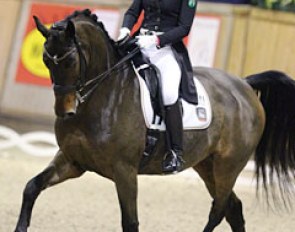 Dina Bardach on Dimension de Hus