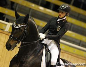 Cosima von Fricks on Easy Fellow