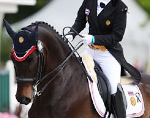 Thai Princess Siri Vajiralongkorn on the 17-year old Hanoverian Prince Charming WPA (by Prince Thatch xx x World Cup I), owned by the Thailand Equestrian Federation
