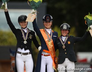 The kur podium at the 2017 European Junior Riders Championships: Linda Erbe, Daphne van Peperstraten, Alba Abollo Fontela :: Photo © Astrid Appels