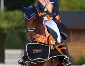 Daphne van Peperstraten and Cupido win Kur gold