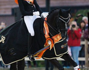 Lia Welschof and Linus K in their lap of honour