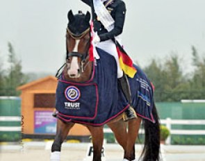 Lisa Maria Klössinger and Daktari win individual gold at the 2017 European Under 25 Championships :: Photo © Rainer Dill