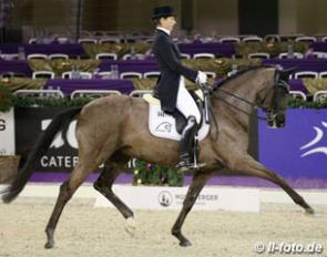 Stefanie Wolf on Saphira Royal