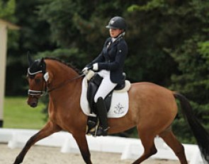 Lisa Arq on HB Dreamgirl