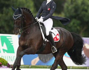 Leonie Guerra on Atnon