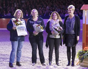 The Crum family gets honoured at the 2017 KWPN Stallion Licensing for breeding Olympic team bronze medal winning Verdades