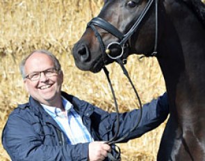 Urs Schweizer with For Romance I OLD :: Photo © Tanja Becker
