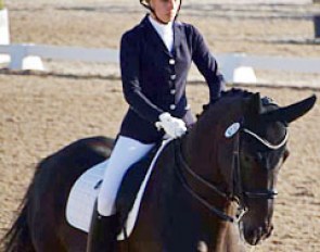 Junior rider Emma Asher on Traneenggaards Akondo at the 2017 CDI Parker
