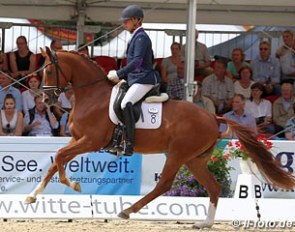 Hermann Gerdes and Caty at the 2017 Oldenburg Regional Championships :: Photo © LL-foto