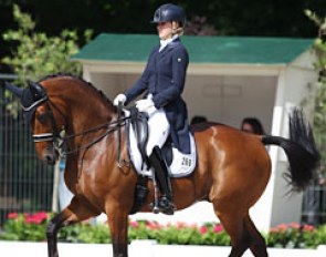 Jill Huybregts on Zamacho Z