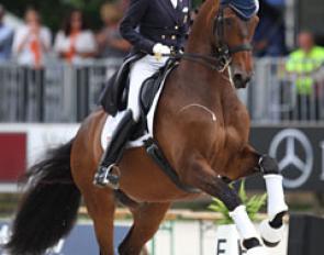 Olivia Lagoy-Weltz on Rassing's Lonoir in the lap of honour at the 2017 CDIO Rotterdam :: Photo © Astrid Appels