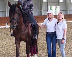 I-judge and Grand Prix rider Charlotte Bredahl teaching at the first USPRE SID Clinic in San Luis Obispa, CA