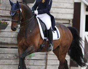 British born Belgian Charlotte Richmond on Hermes