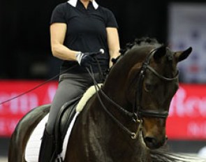 Sabine Schut-Kery and Hello Halli