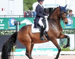 Olivia Lagoy-Weltz and Rassing's Lonoir at the 2017 CDI-W Palm Beach Derby :: Photo © Sue Stickle