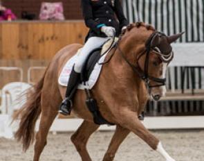 Lucie-Anouk Baumgurtel on Coriander FH