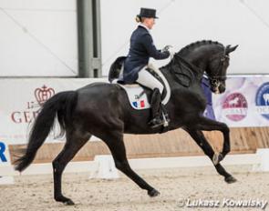 Karen Tebar on Ricardo