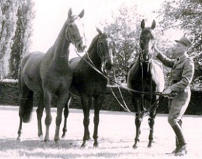 Henri Chammartin holding his three Olympic horses: Wolfdietrich, Wöhler, Woermann