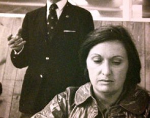 A young Mariette Withages attends the international judges seminar at Elgg (CH) in 1976. The seminar is led by Colonel Gustav Nyblaeus from Sweden, one of the most influential FEI judges ever.