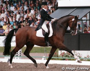 Margit Otto-Crepin on Corlandus at the 1990 CDIO Aachen :: Photo © Hugo Czerny