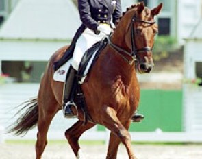 Anky van Grunsven and Olympic Cocktail at the 1996 CDI Schoten :: Photo © Dirk Caremans
