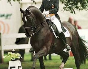 Karin Rehbein and Saint Cloud at the 1998 CDI Schoten :: Photo © Dirk Caremans