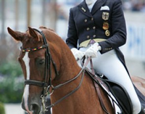 Ulla Salzgeber and Herzruf's Erbe (by Herzruf) at the 2009 CDIO Aachen :: Photo © Astrid Appels