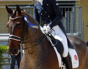 Louise Bell and Into the Blue at the CDI Saumur