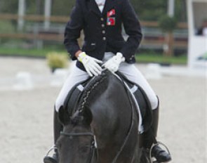 Swiss rider Estelle Wettstein on Rhythm n Blues. This is how we like to see riders leave the arena: with a big smile on their face