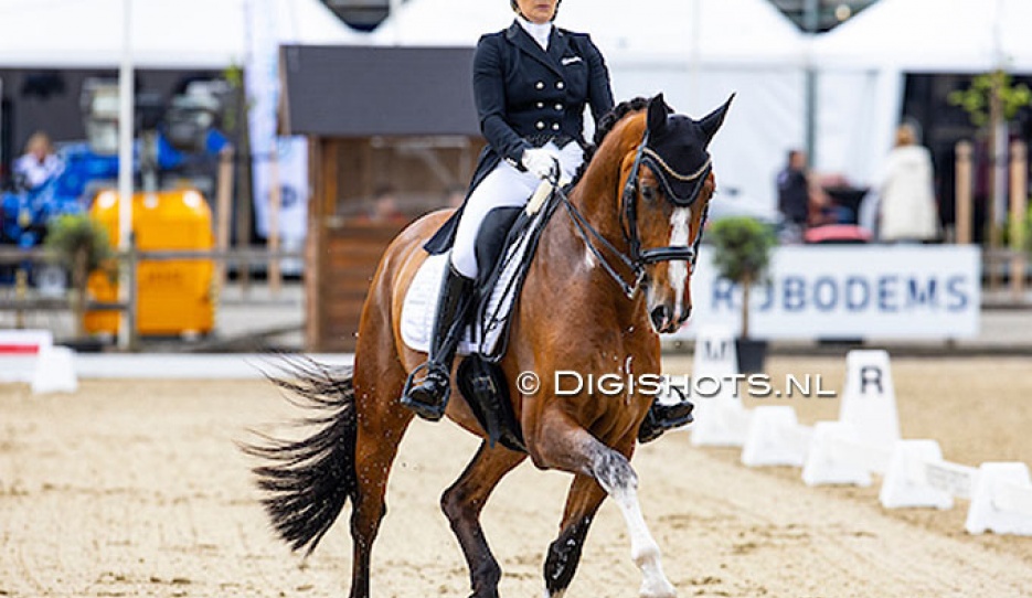 Anne Meulendijks and Issey at the 2022 CDI Geesteren :: Photo © Digishots