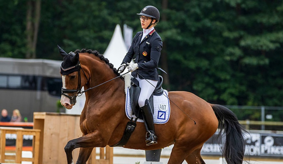 Hannah Erbe and Escona at the 2020 Bundeschampionate in Warendorf :: Photo © Stefan Lafrentz