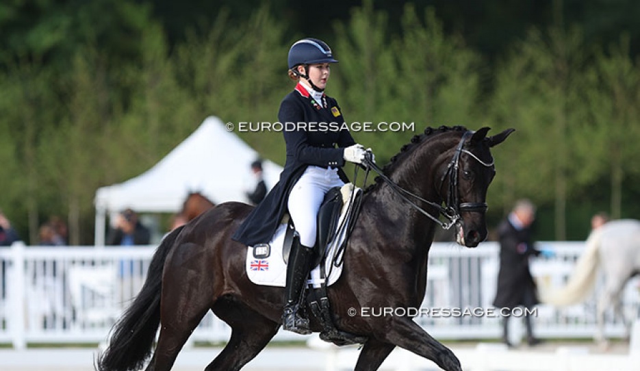 Isobel Lickley and Mount St. John Furstin Fugger at the 2022 CDIO Compiegne :: Photo © Astrid Appels