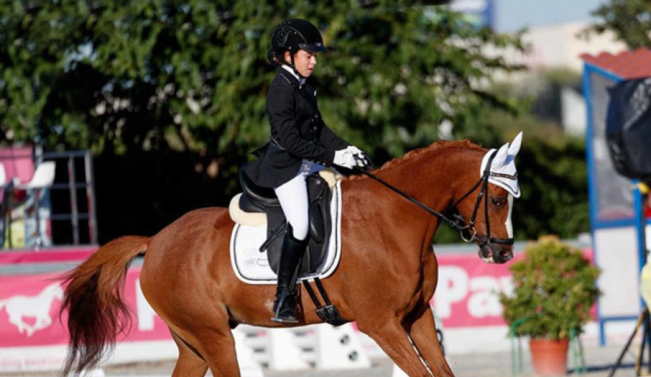 Itziar Alonso Fuentes and Groeze's Rakker :: Photo © Lily Forado