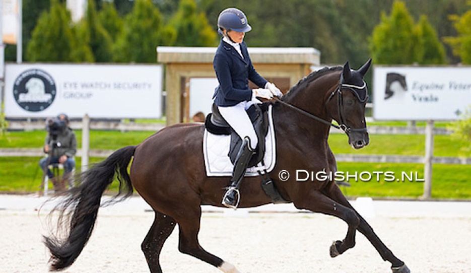 Mikaela Soratie and Legend Dynamite at the 2024 CDI Exloo :: Photo © Digishots