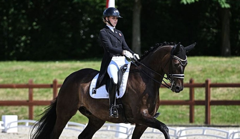 Frederikke Gram Jacobsen and Foldbergs Dantino at the 2024 Danish Young Riders Championships :: Photo © Ridehesten