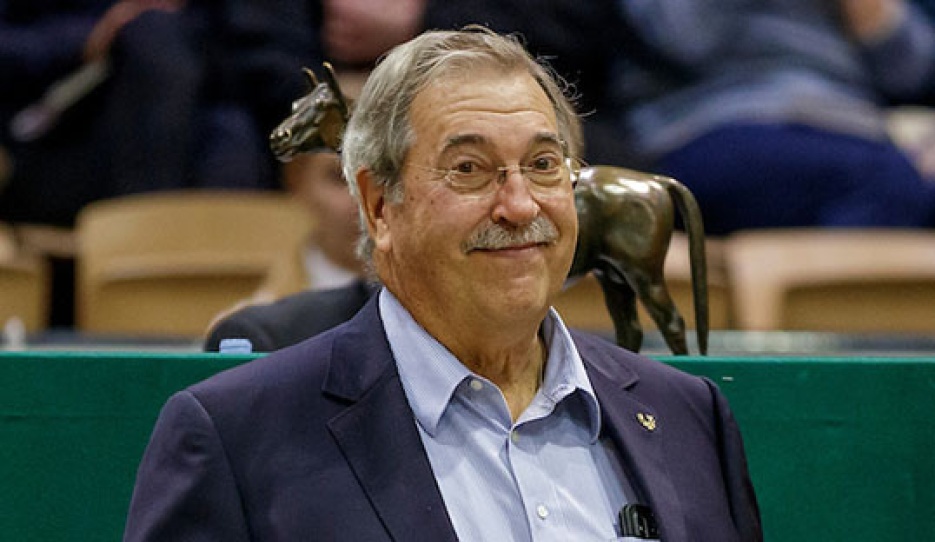 Dr. Tim Holekamp at the 2019 Trakehner Stallion Licensing in Germany :: Photo © Stefan Lafrentz